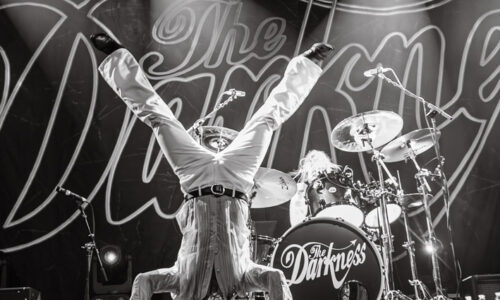 The Darkness does acrobatics around Nashville’s Brooklyn Bowl